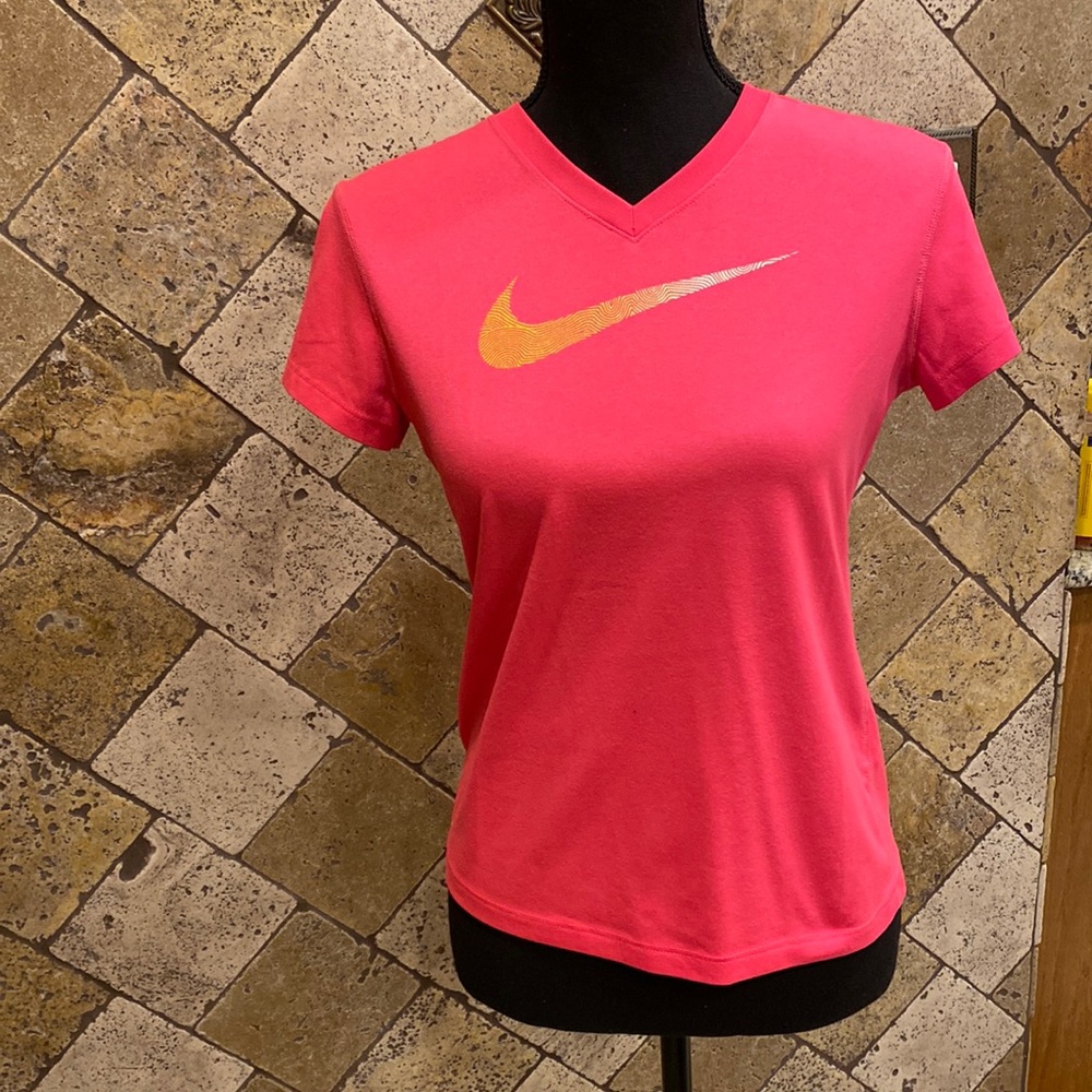 Pink Nike short sleeve YL